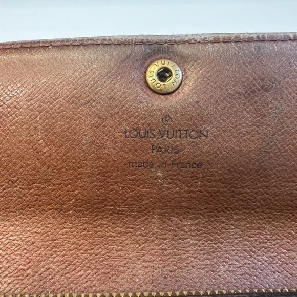 Louis Vuitton Vintage 1992 Monogram Sarah Wallet INCL DATE CODE - Picture 9 of 12